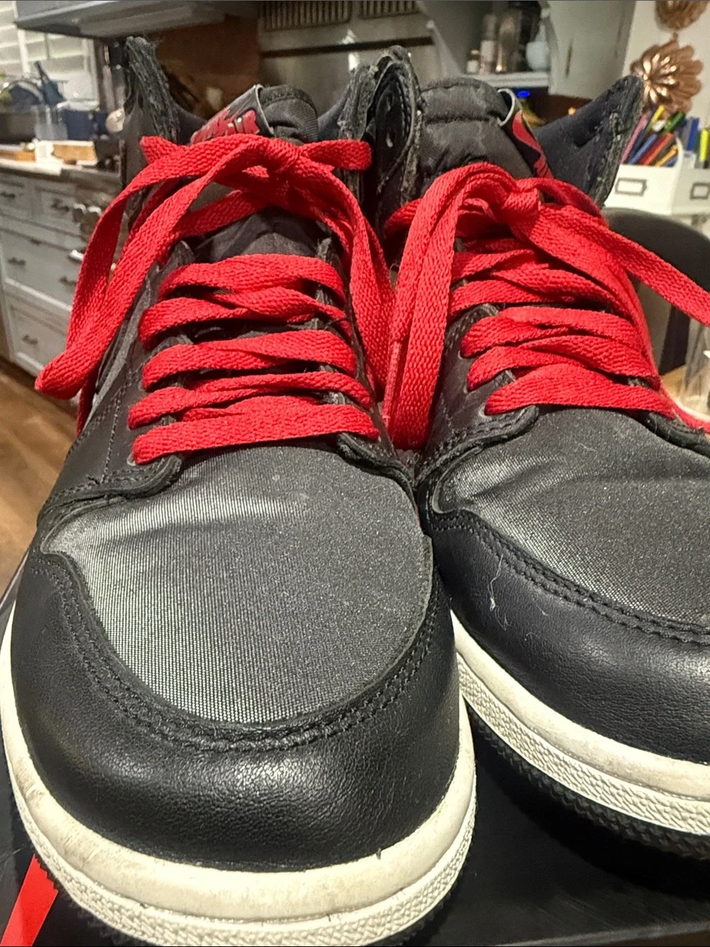 Nike Air Jordan Retro Black and Red Youth Size 6.5 High-Top Sneakers w box RARE